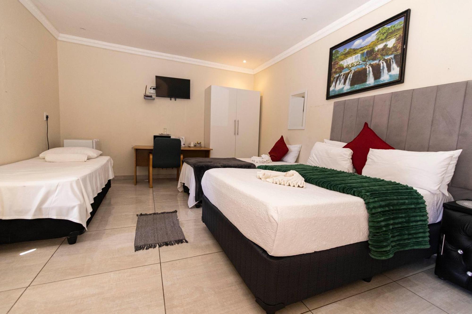 Mandulia Guest House 内尔斯普雷特 外观 照片